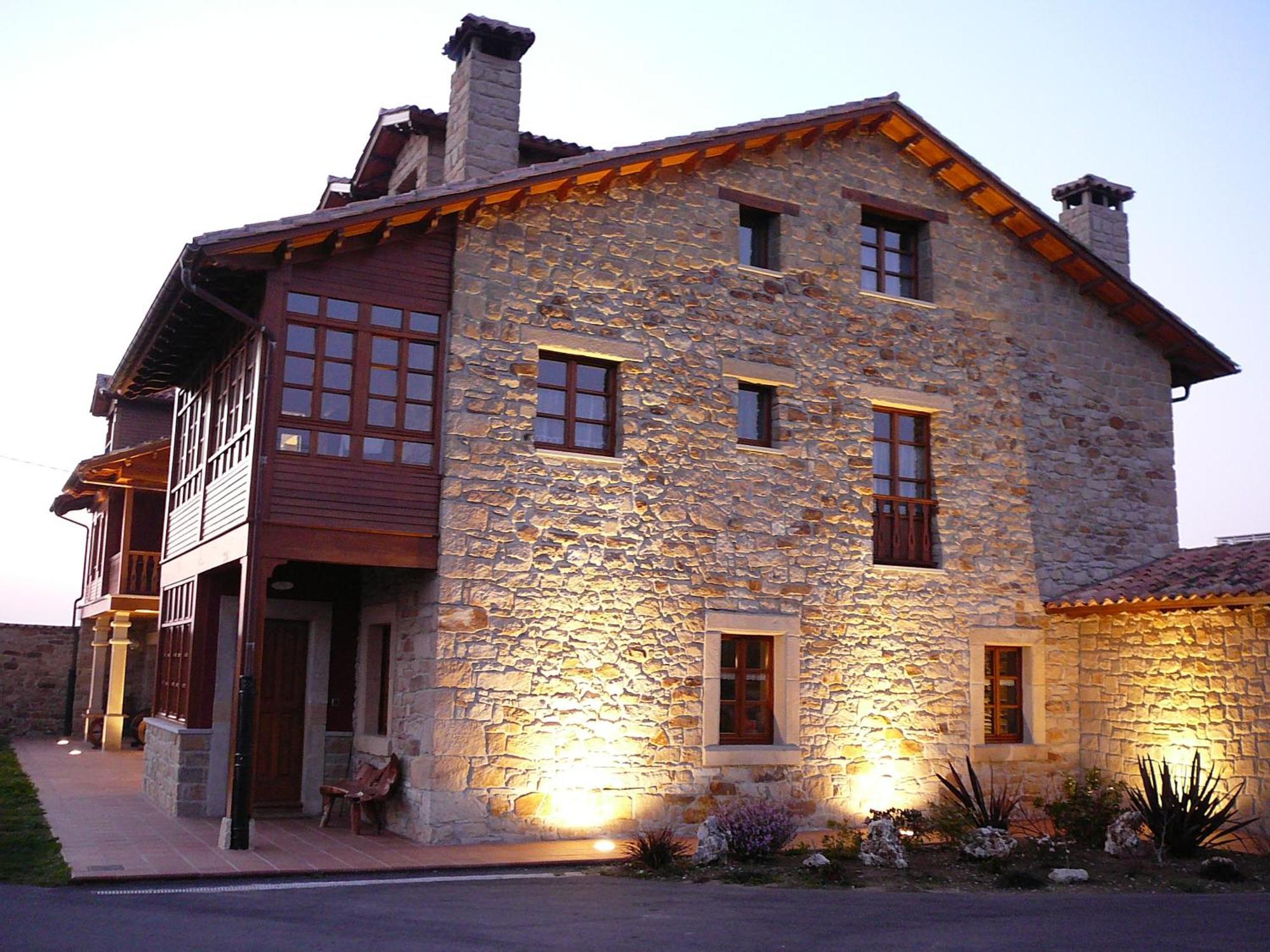 Hotel Casona De Tresali Аргуэро Экстерьер фото