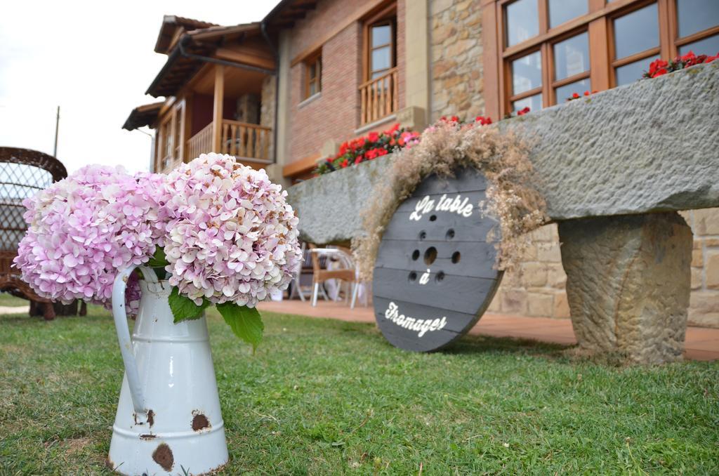 Hotel Casona De Tresali Аргуэро Экстерьер фото